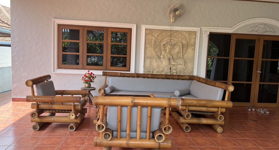For rent 3 bedrooms house in Bang Lamung, Chonburi
