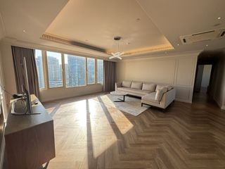 出租 4 卧室 公寓 在 Watthana, 曼谷