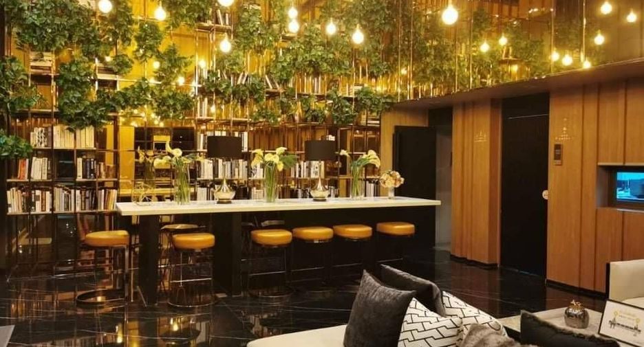 For sale 1 bed condo in Phra Khanong, Bangkok