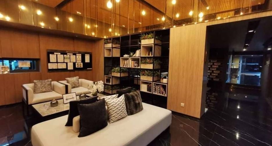 For sale 1 bed condo in Phra Khanong, Bangkok