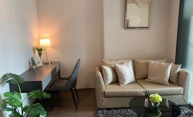 Condo en alquiler de 1 habitaciones en Phra Khanong, Bangkok
