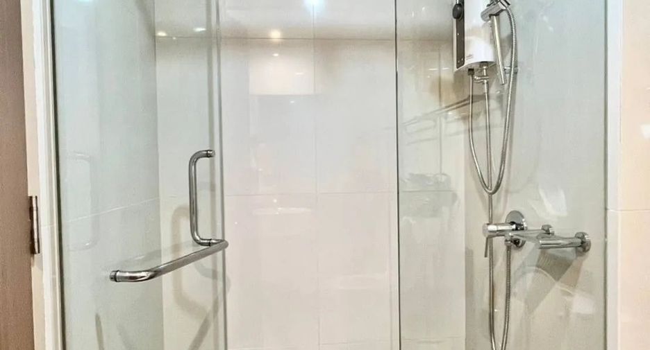 For rent 2 ベッドルーム condo in Watthana, Bangkok