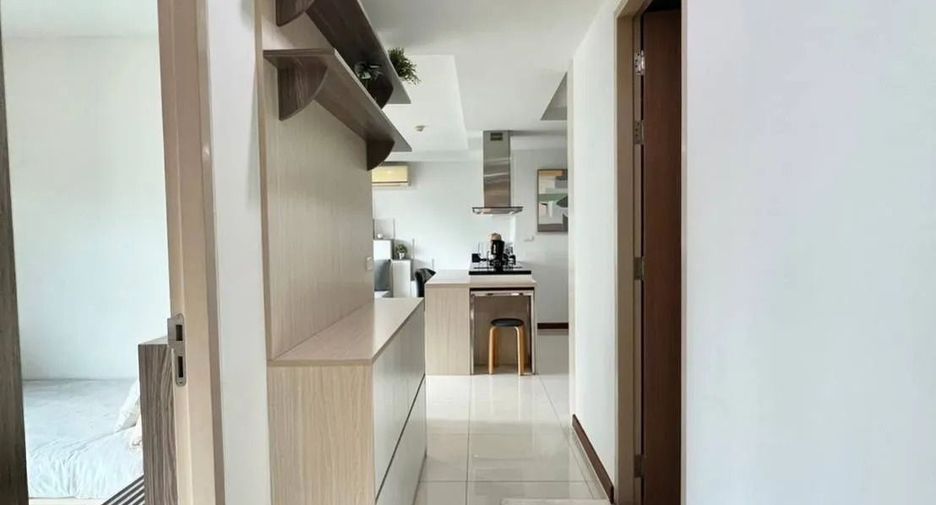 For rent 2 ベッドルーム condo in Watthana, Bangkok