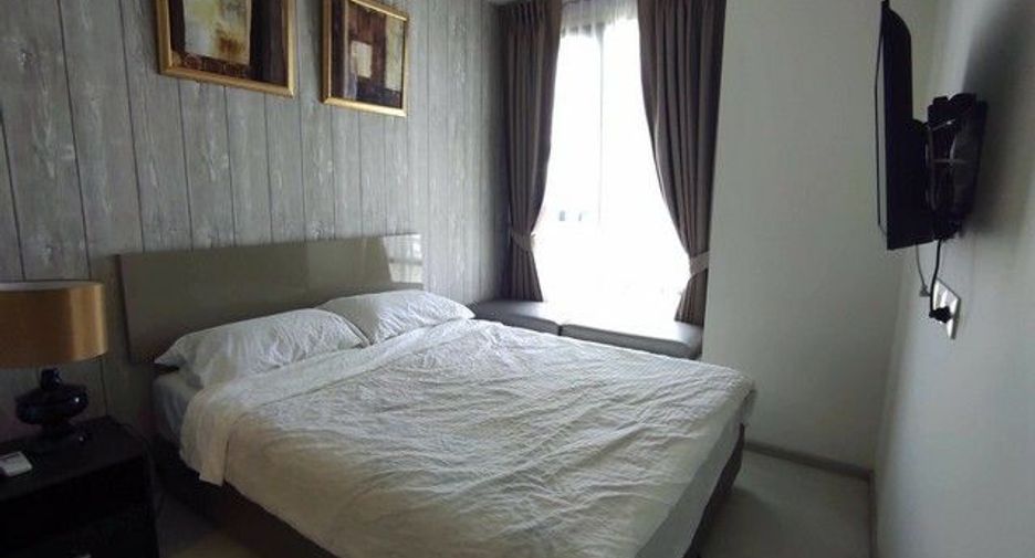 For sale 1 bed condo in Khlong Toei, Bangkok