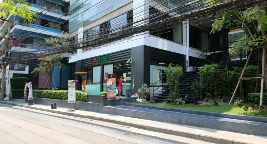 For sale そして for rent 3 ベッドルーム condo in Watthana, Bangkok