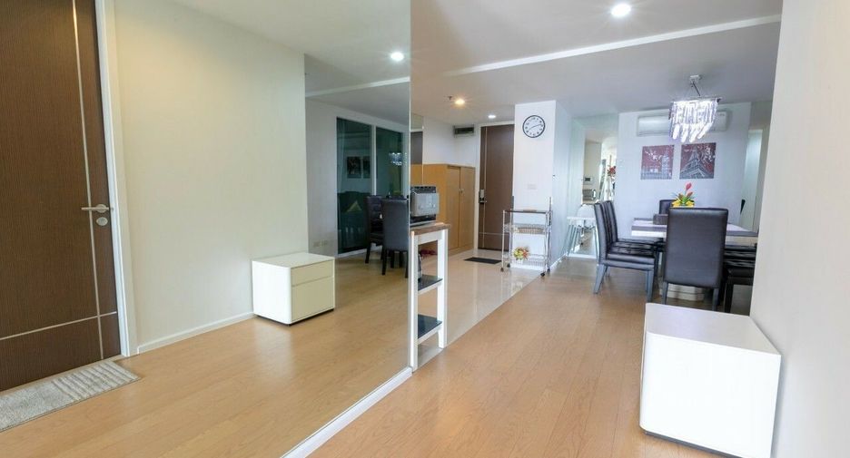 For sale そして for rent 3 ベッドルーム condo in Watthana, Bangkok