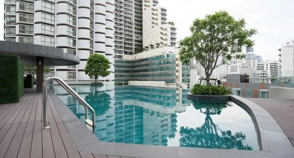 For sale そして for rent 3 ベッドルーム condo in Watthana, Bangkok