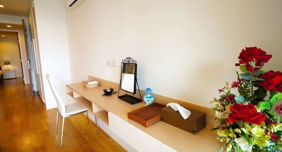 For sale そして for rent 3 ベッドルーム condo in Watthana, Bangkok