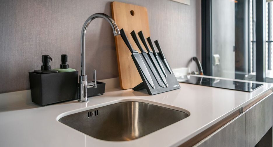 For sale studio condo in Watthana, Bangkok