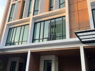 Haus zur Miete mit 3 Zimmer in Chatuchak, Bangkok
