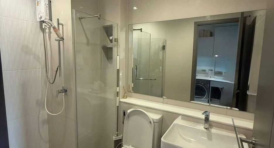 Condo en alquiler de 1 habitaciones en Huai Khwang, Bangkok