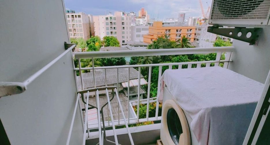 For rent 1 bed condo in Huai Khwang, Bangkok