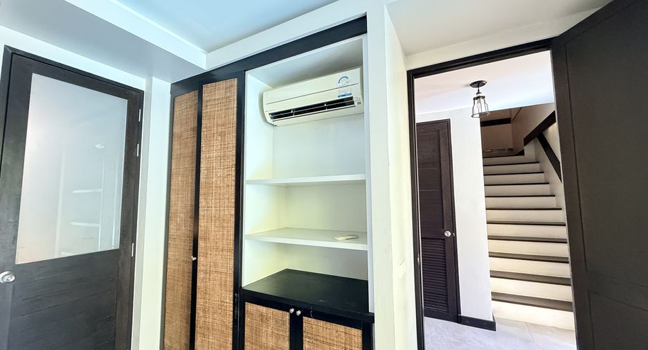 For rent 3 bedrooms villa in Thalang, Phuket