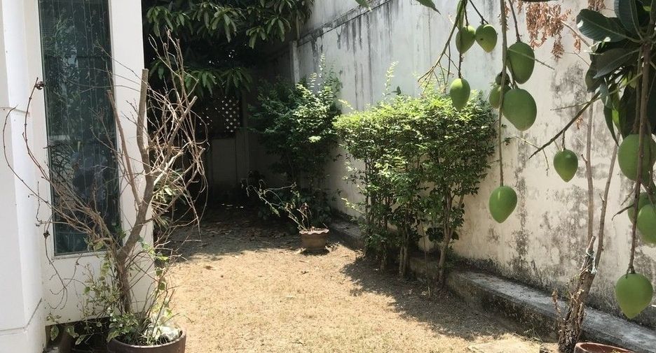 For sale 3 bedrooms house in Bang Bo, Samut Prakan