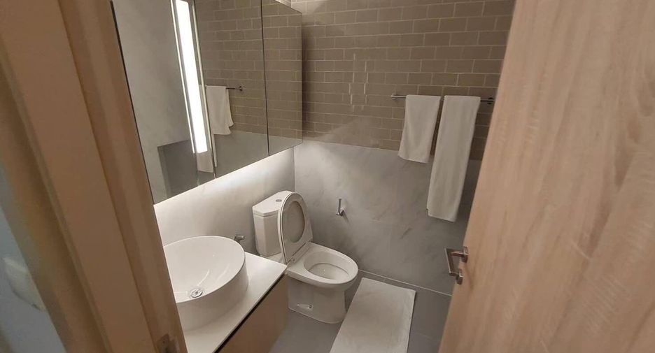 For rent 1 bed condo in Ratchathewi, Bangkok