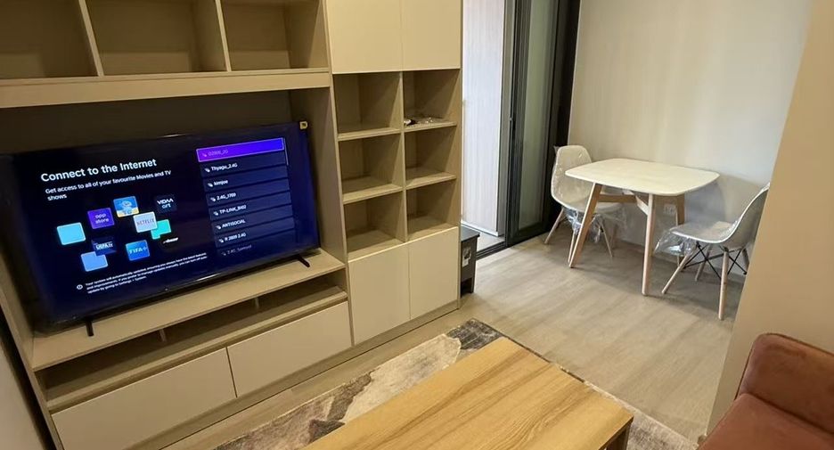 For rent 1 bed condo in Phra Khanong, Bangkok