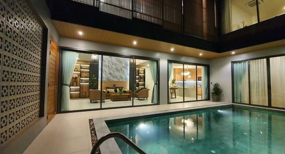 For rent 3 bedrooms villa in Mueang Phuket, Phuket