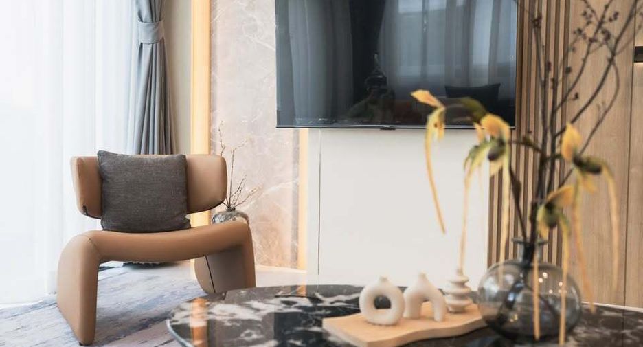Casa en alquiler de 5 habitaciones en Bang Phli, Samut Prakan