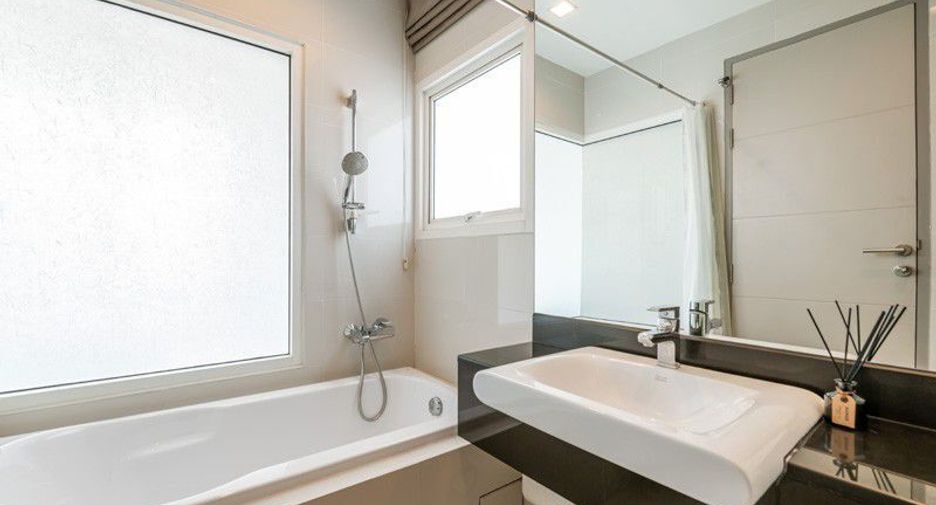 Wohnung zur Miete mit 2 Zimmer in Ratchathewi, Bangkok