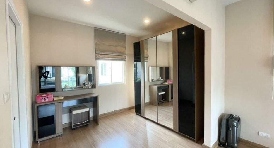 For rent 3 bedrooms house in Suan Luang, Bangkok