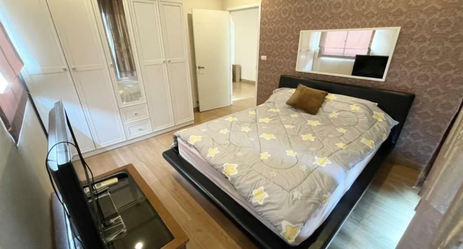 For rent 3 bedrooms house in Suan Luang, Bangkok