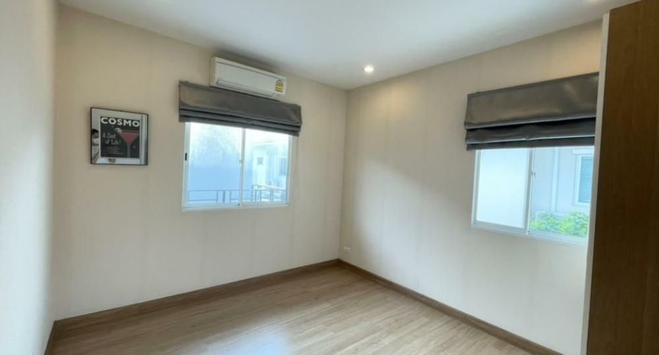 For rent 3 bedrooms house in Suan Luang, Bangkok