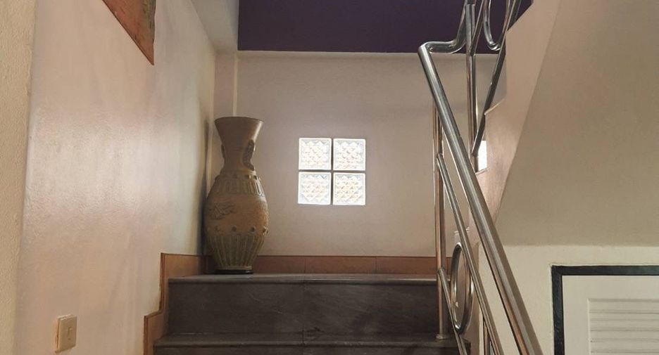 For sale 5 bedrooms villa in Bang Lamung, Chonburi