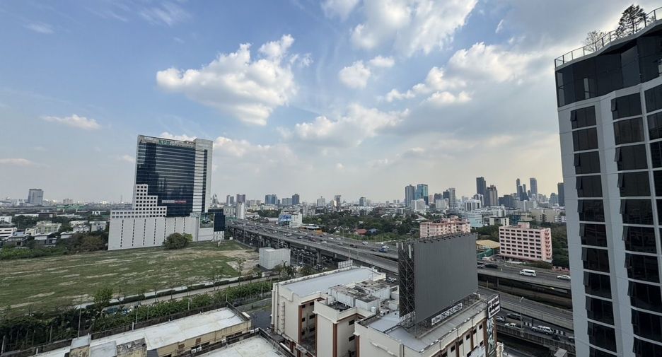 For rent 1 bed condo in Huai Khwang, Bangkok