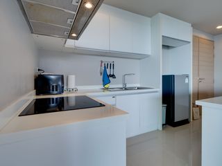 Продажа 2 спальни кондо в Пхукет Тощн, Пхукет
