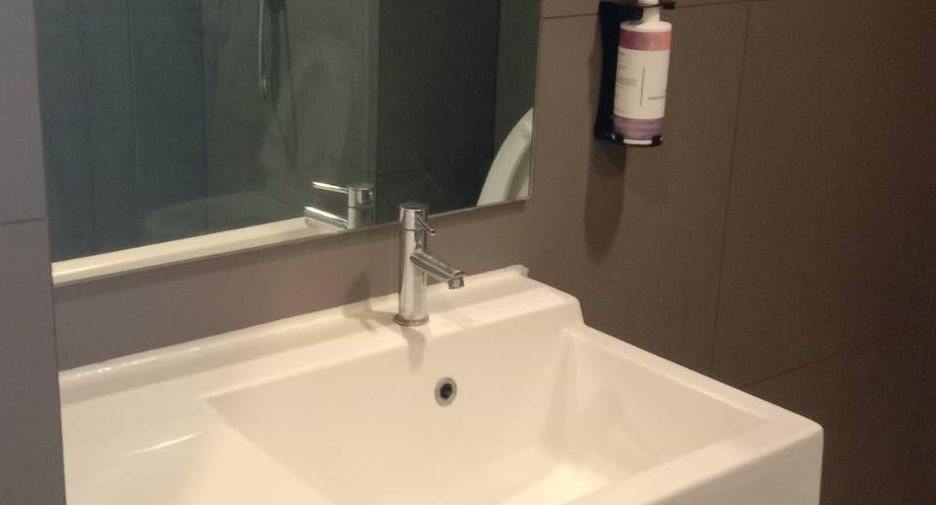 For sale and for rent 1 bed condo in Watthana, Bangkok