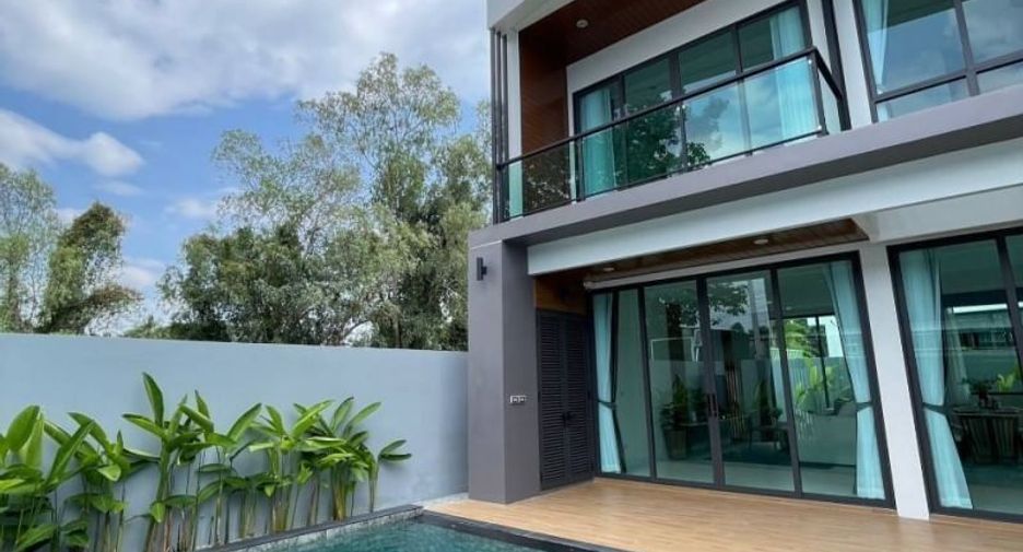 Villa en alquiler de 3 habitaciones en Bang Lamung, Chonburi