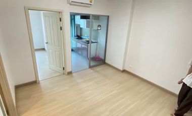 For sale 1 bed condo in Huai Khwang, Bangkok