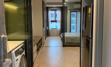 Wohnung zur Miete mit 1 Zimmer in Khlong San, Bangkok