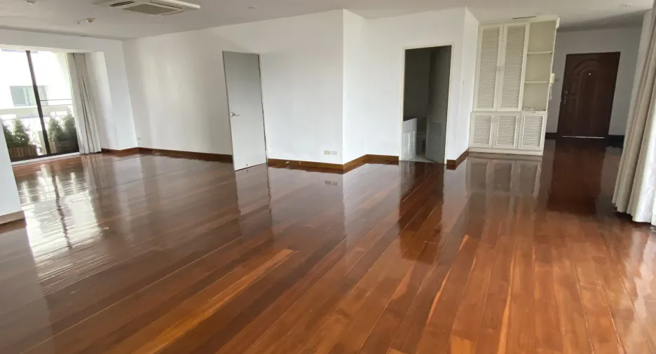 For sale and for rent 3 bedrooms condo in Watthana, Bangkok