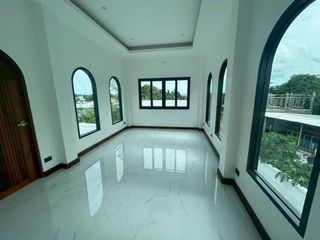 Casa en venta de 4 habitaciones en Mueang Phuket, Phuket