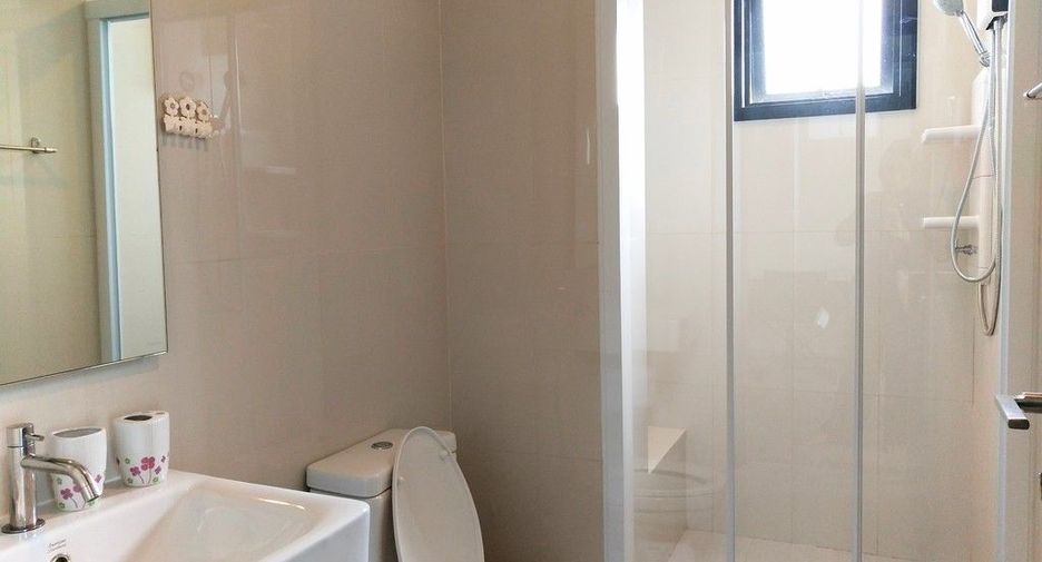 For rent 2 bedrooms condo in Bang Lamung, Chonburi