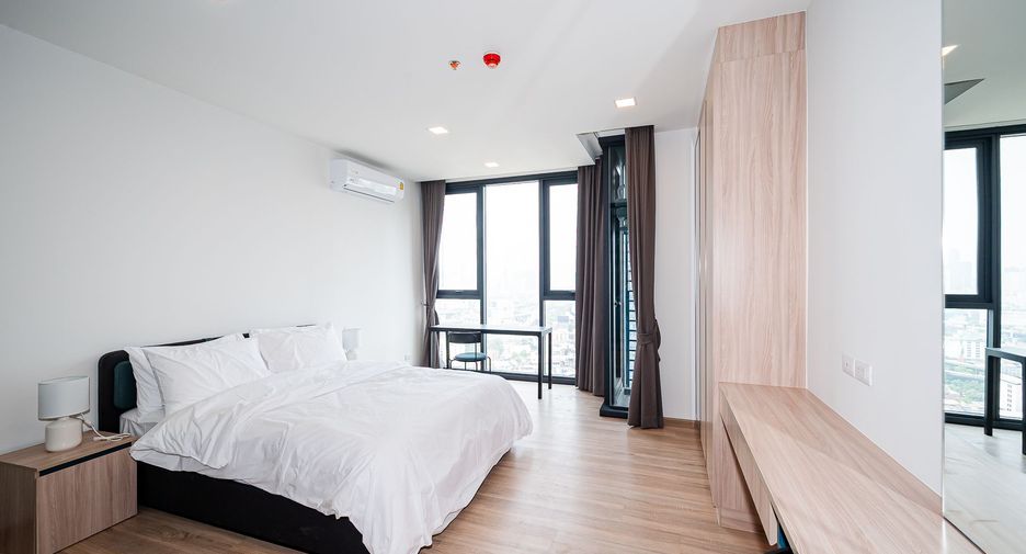 For rent 1 bed condo in Ratchathewi, Bangkok