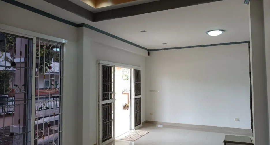 For sale 3 bedrooms house in Bang Saray, Pattaya