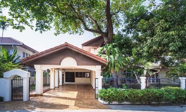 Haus zum Kauf mit 3 Zimmer in Bang Kapi, Bangkok