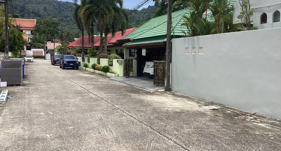 For sale 4 bedrooms villa in Kathu, Phuket