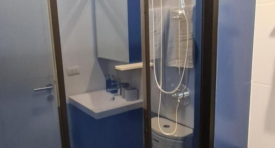 For sale 2 ベッドルーム condo in Watthana, Bangkok