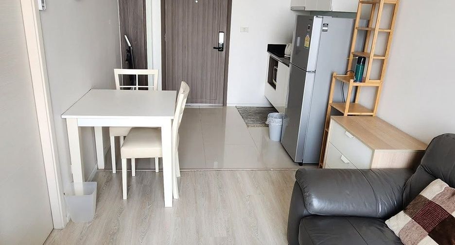 Condo en alquiler de 1 habitaciones en Huai Khwang, Bangkok