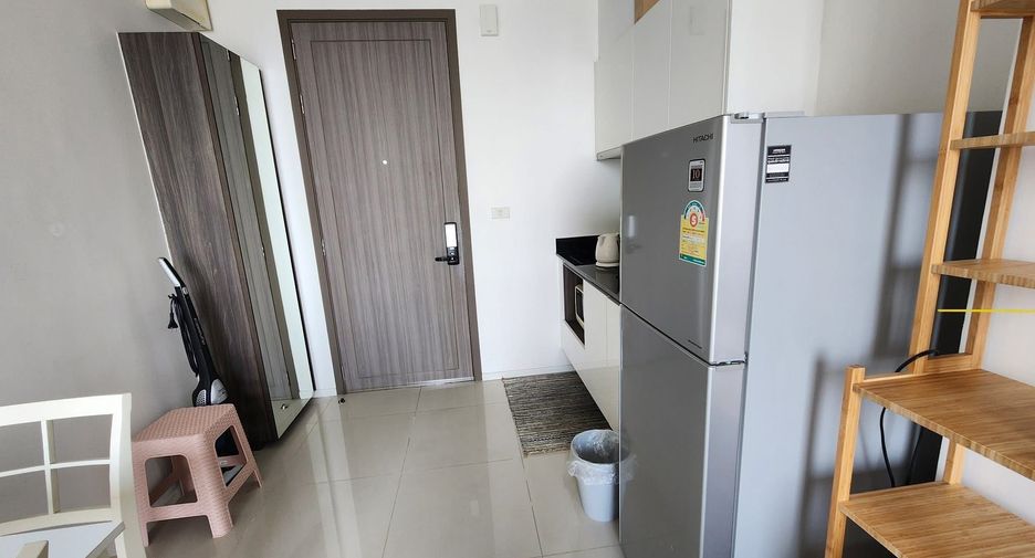 Condo en alquiler de 1 habitaciones en Huai Khwang, Bangkok