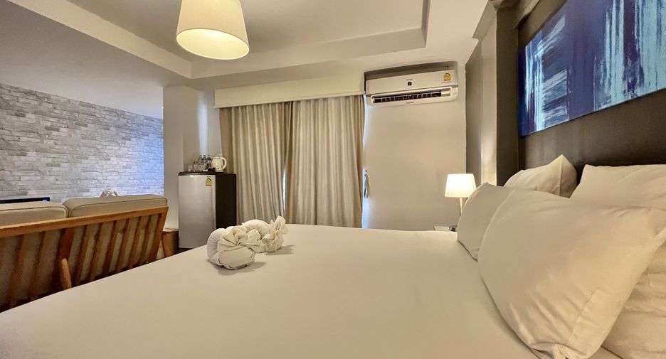 Hotel en venta de 76 habitaciones en Si Racha, Chonburi