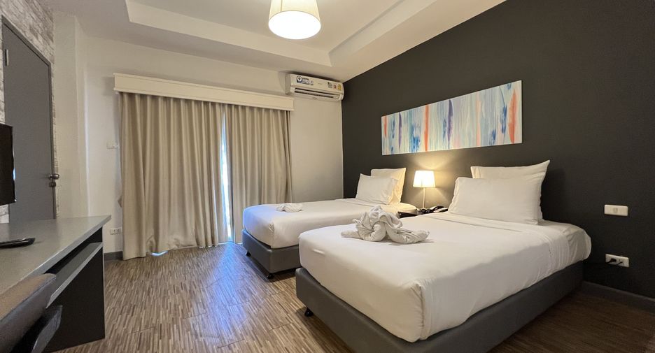 Hotel en venta de 76 habitaciones en Si Racha, Chonburi