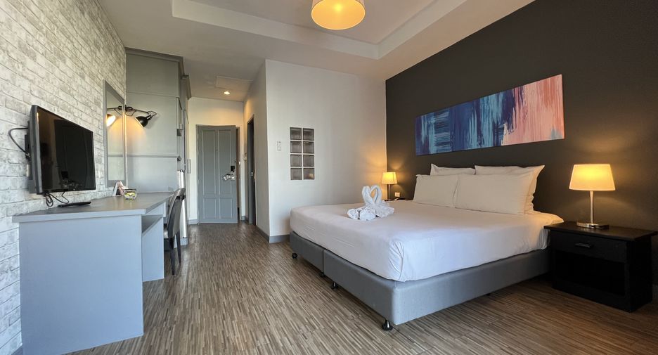 Hotel en venta de 76 habitaciones en Si Racha, Chonburi