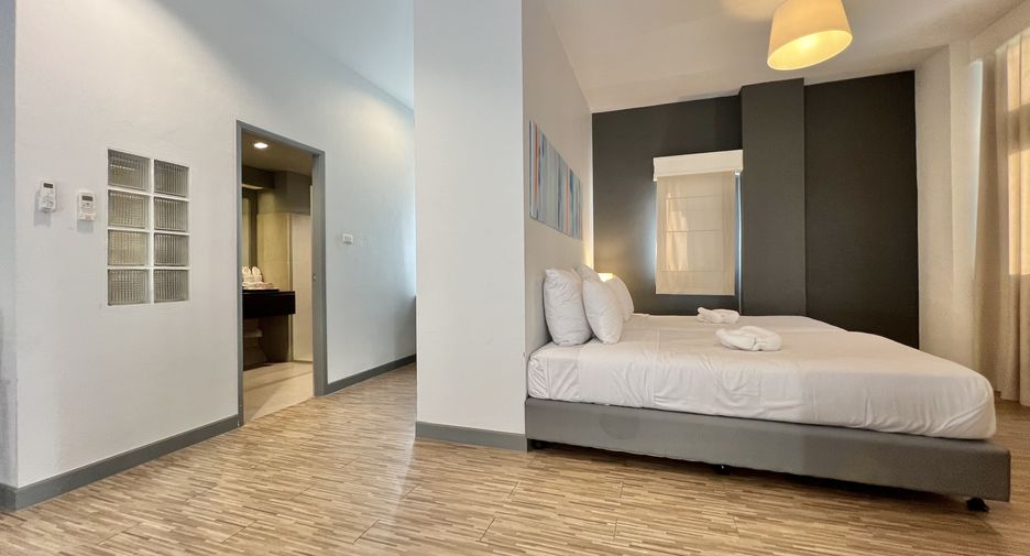 Hotel en venta de 76 habitaciones en Si Racha, Chonburi