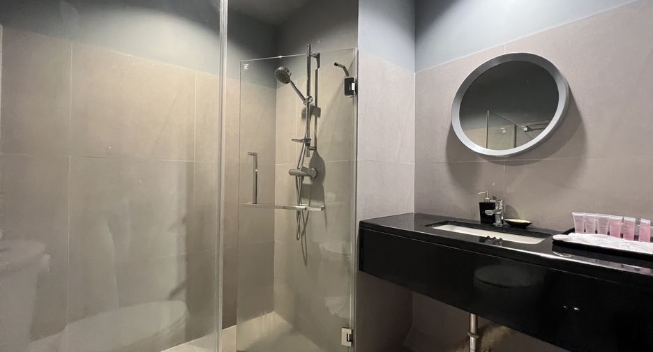 À vendre 76 chambres hôtel à Si Racha, Chonburi