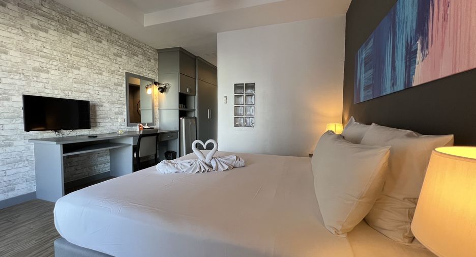 Hotel en venta de 76 habitaciones en Si Racha, Chonburi