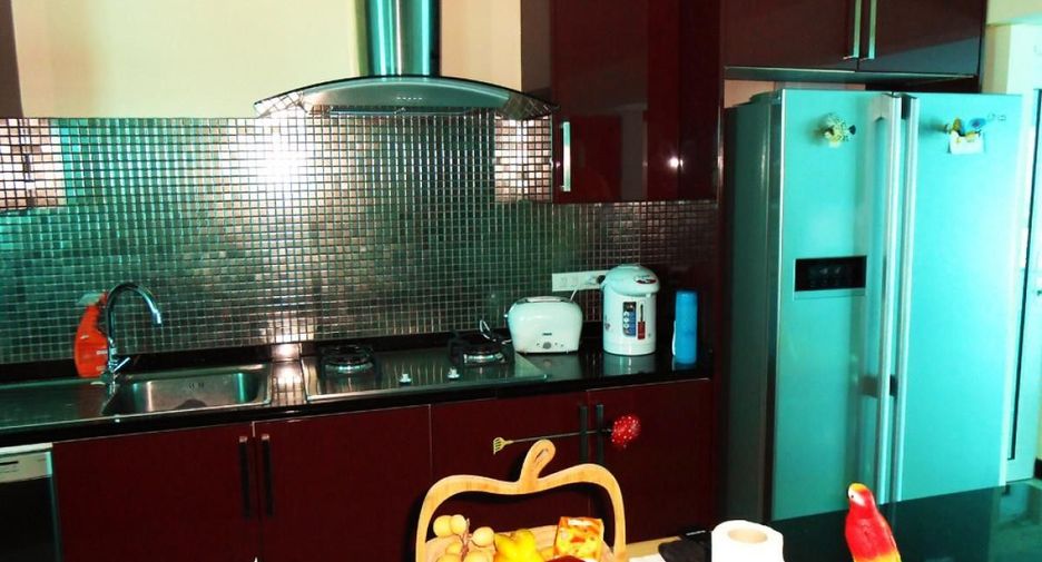 For sale 5 bedrooms villa in Bang Lamung, Chonburi